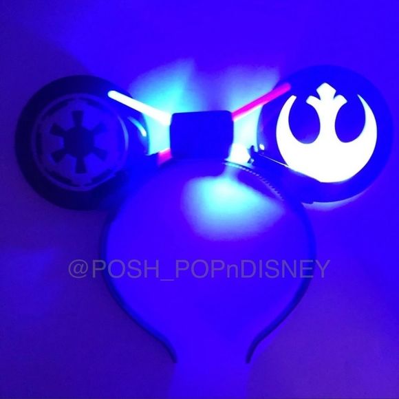 NEW 2021 STAR WARS Light up Disney parks ears - Picture 2 of 4